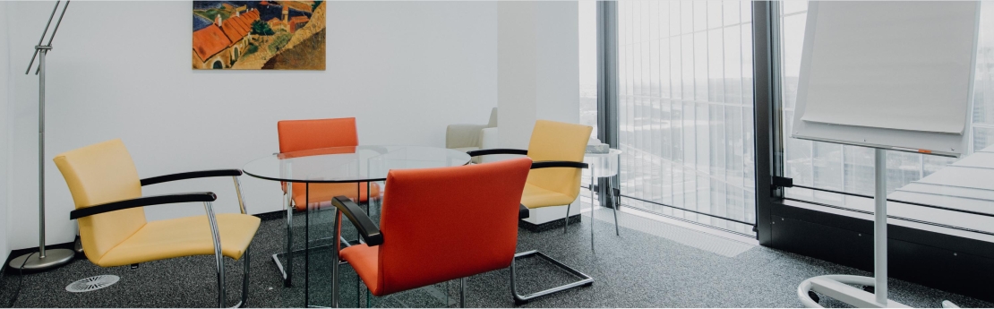 
                                        Business Simulation / E-Learning
                        